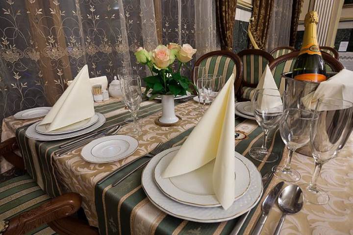 Dining Photos