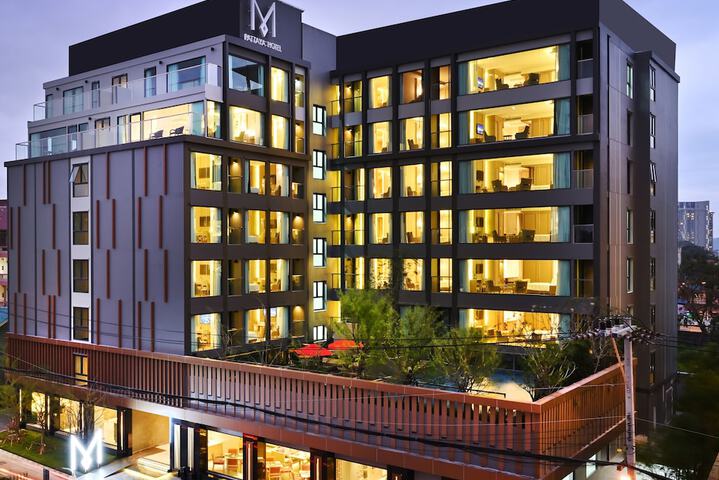 Hotel 162 of 165