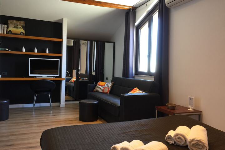 Room 8 of 154