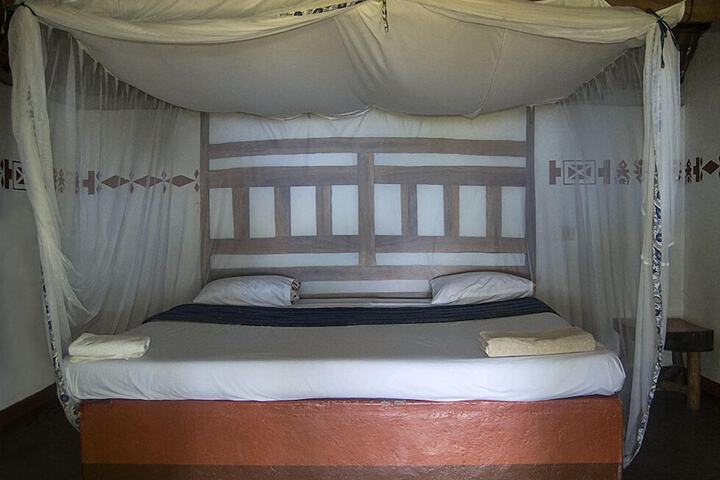 Room 7 of 80