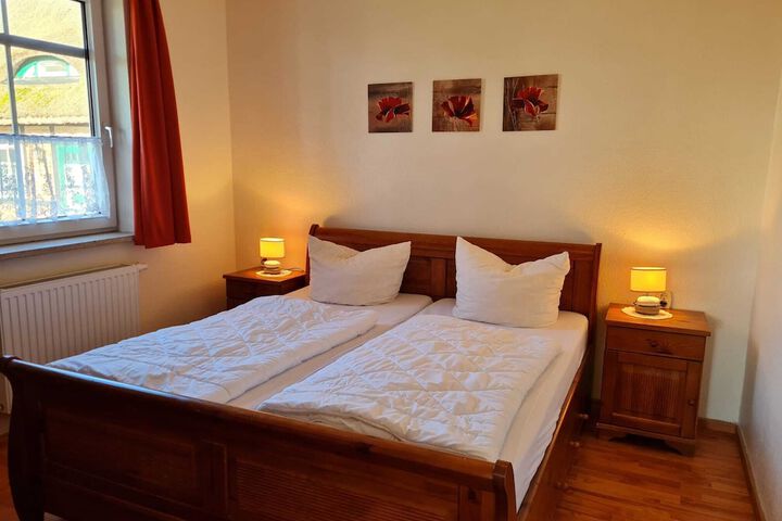 Room 6 of 60