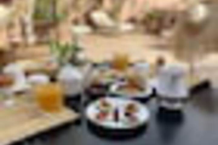 Breakfast/Coffee Service 236 of 435