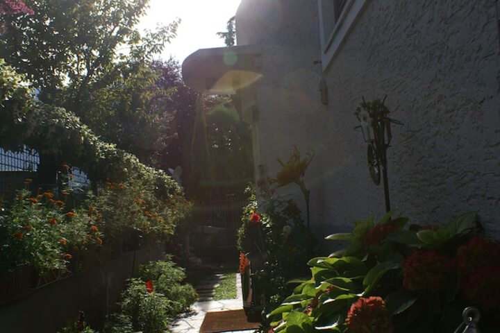 Hotel Exterior 70 of 75