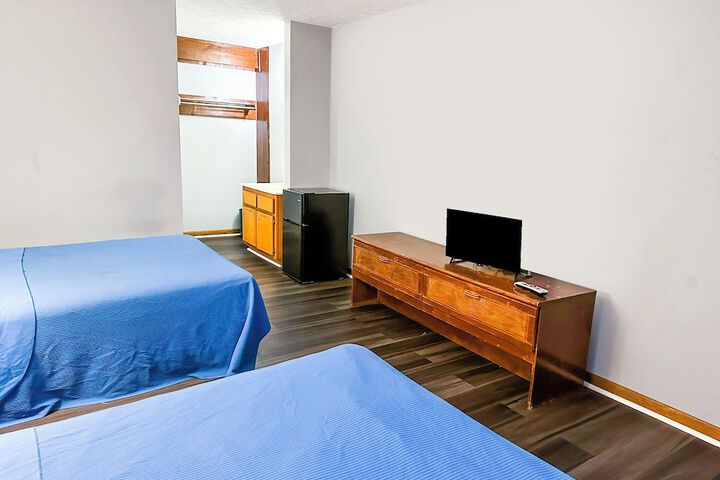 Room 13 of 43