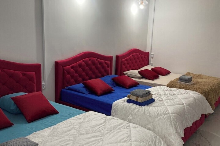 Room 50 of 106