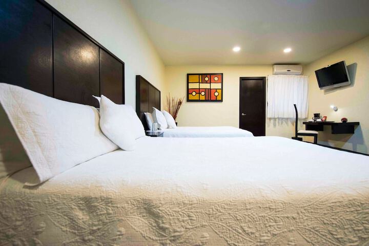 Room 8 of 92
