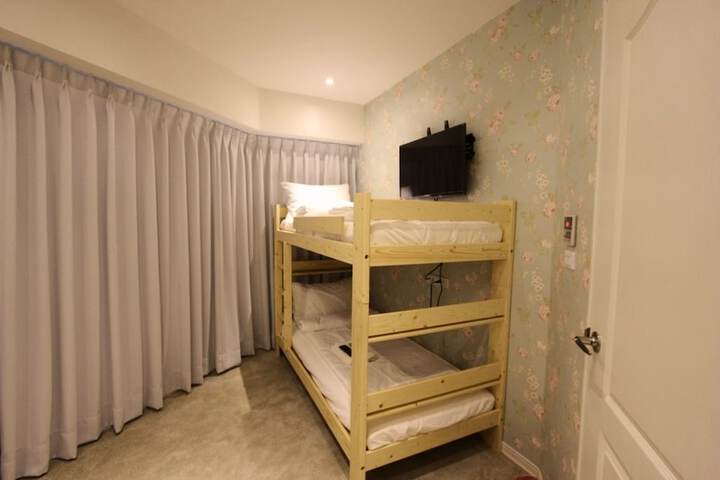 Room 29 of 80