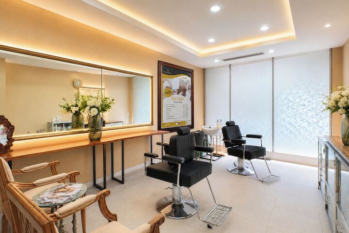 Hair salon