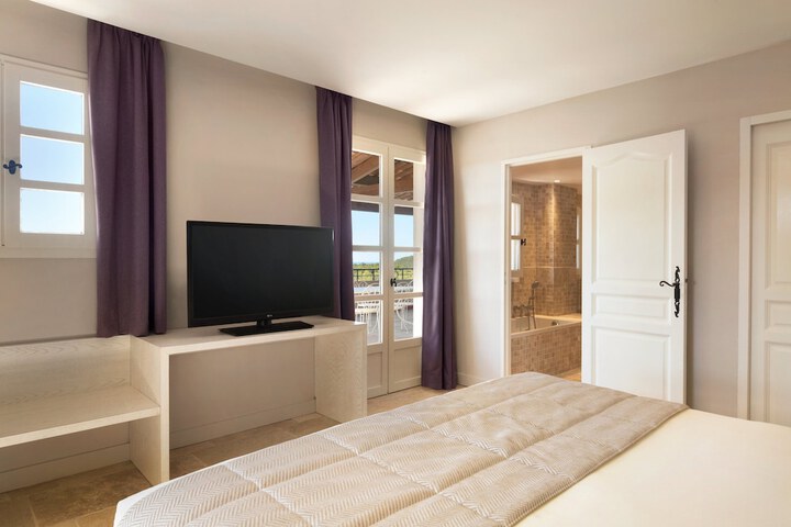 Room 19 of 129