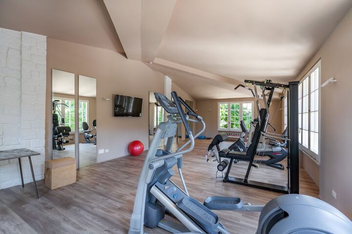 Hotel Gym Photos