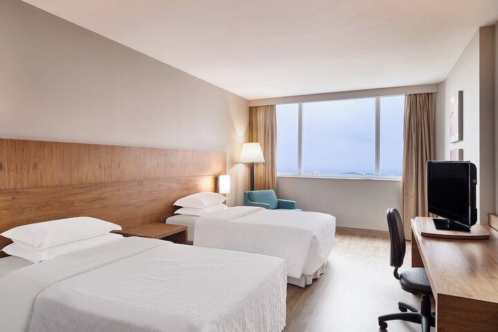 Room 12 of 52