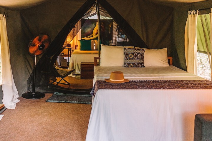 Room 8 of 74
