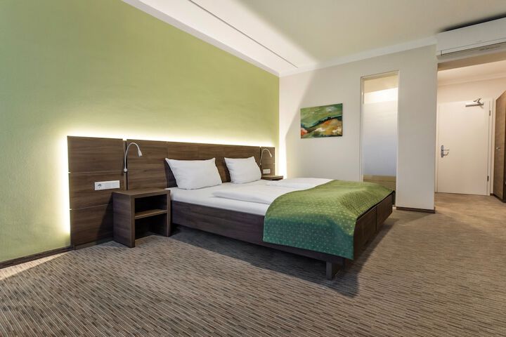 Room 18 of 63