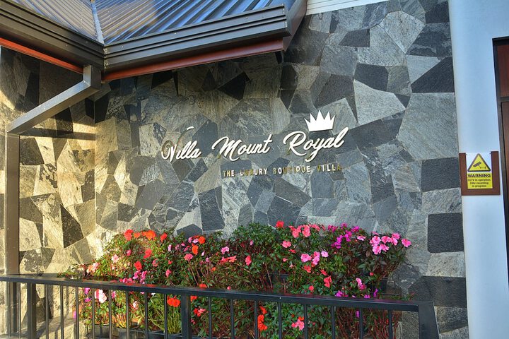 Hotel 2 of 76