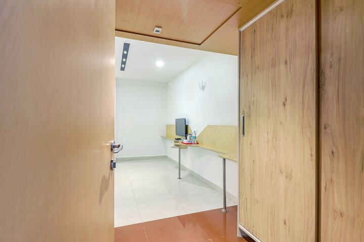 Room 13 of 43