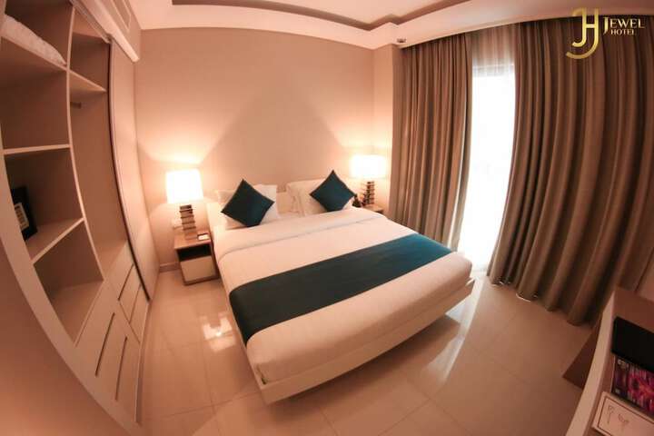 Room 14 of 62