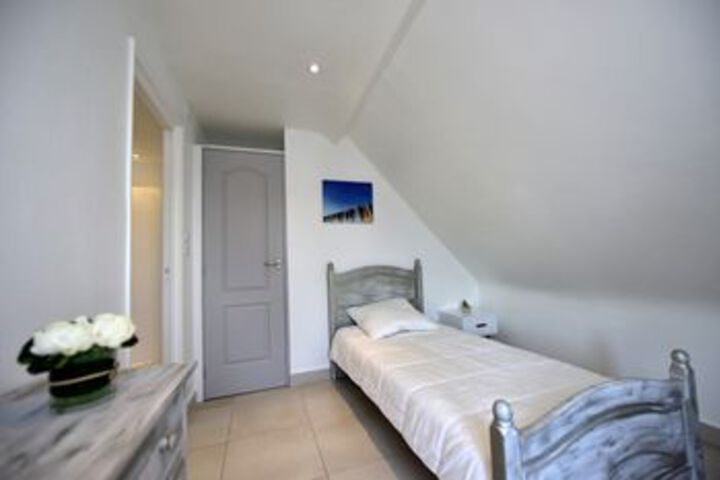 Room 15 of 58