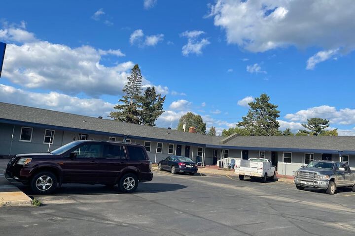 Property Grounds 16 of 23