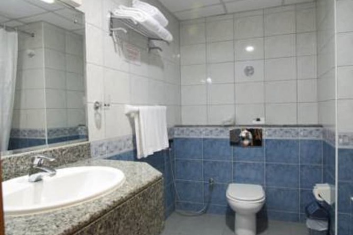 Clean Restrooms