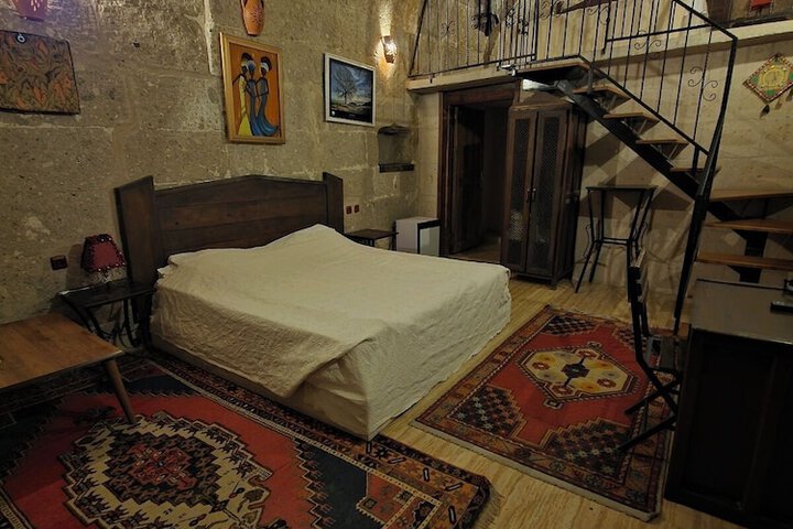 Room 245 of 578