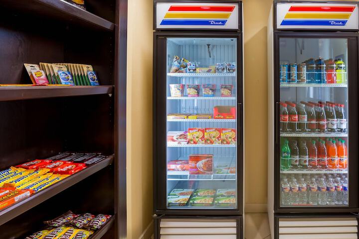 Snack bar