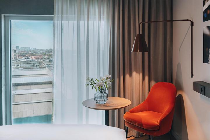 Room 20 of 61