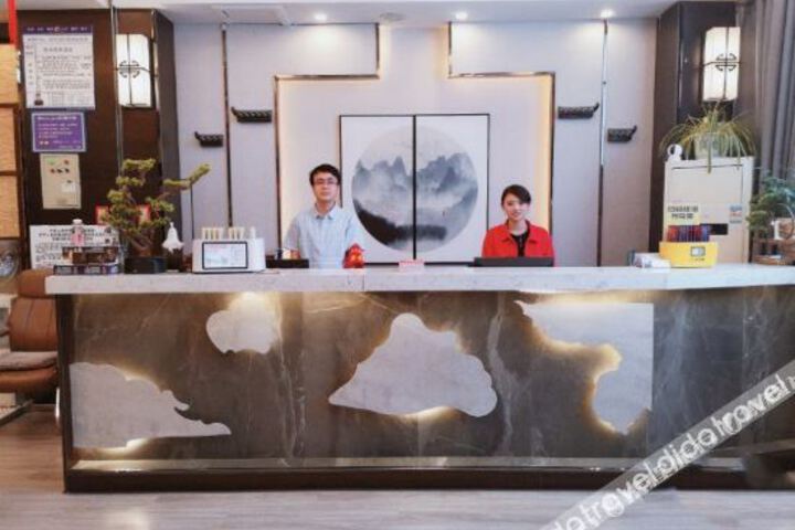 Hotel Interior 18 of 29