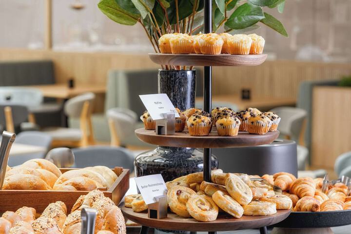 Breakfast/Coffee Service 29 of 85