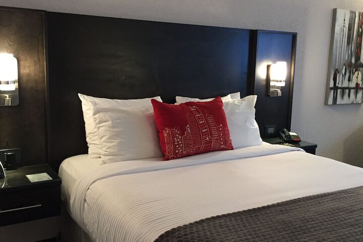 Room 3 of 48