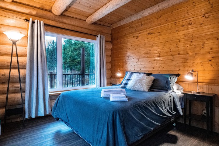 Room 2 of 19