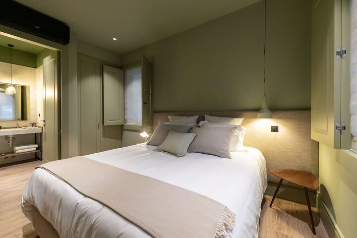 Room 15 of 92
