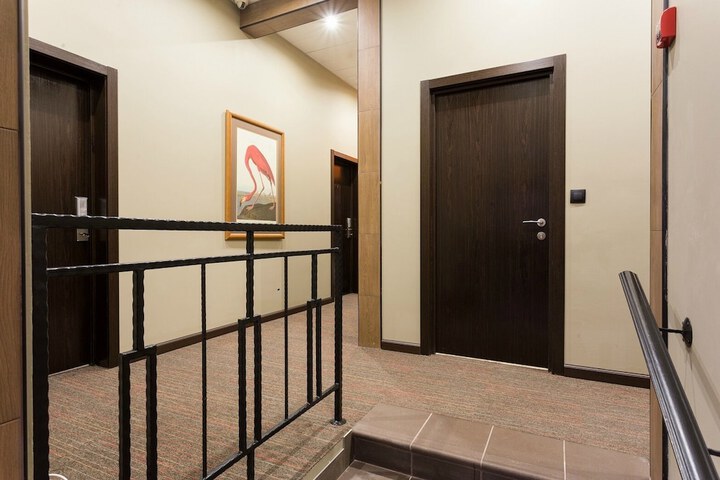 Ballroom/Hall 23 of 25