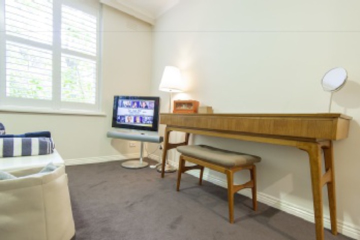 Room 154 of 192