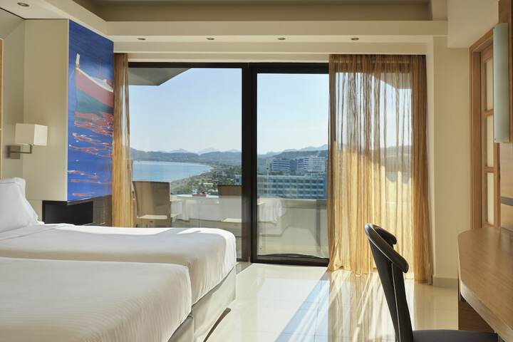 Room 17 of 87