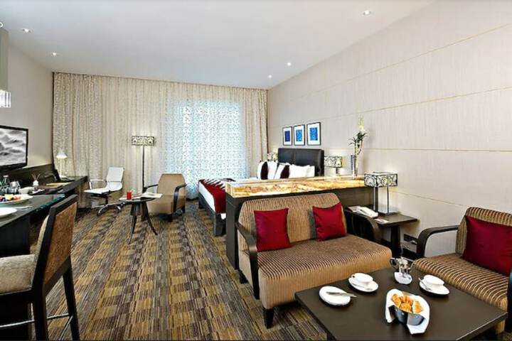 Room 20 of 74