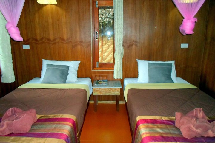 Room 4 of 54