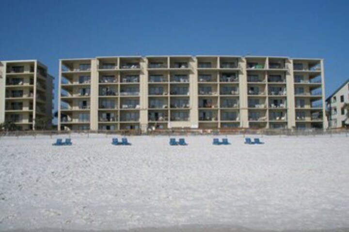 Hotel 12 of 45