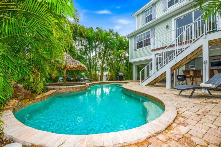 Gulf Pearl in Holmes Beach, FL