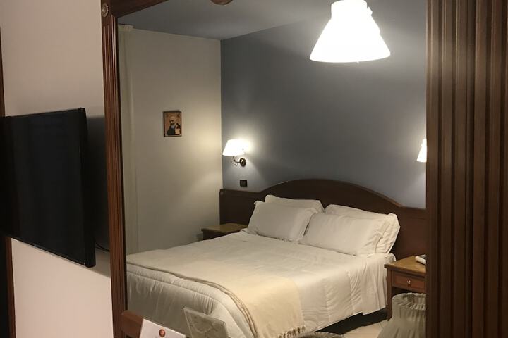 Room 5 of 56