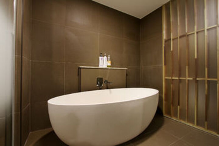 Clean Restrooms