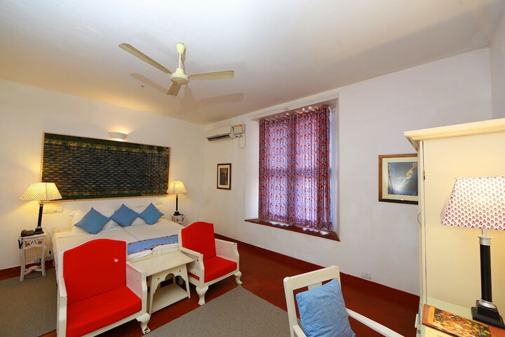 Room 3 of 24
