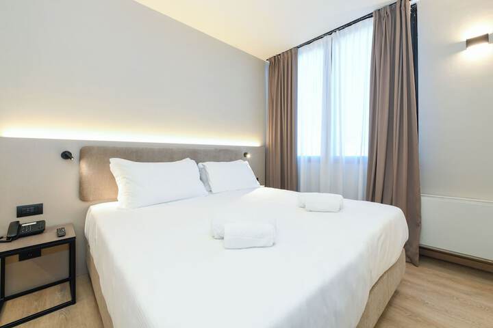 Room 21 of 89