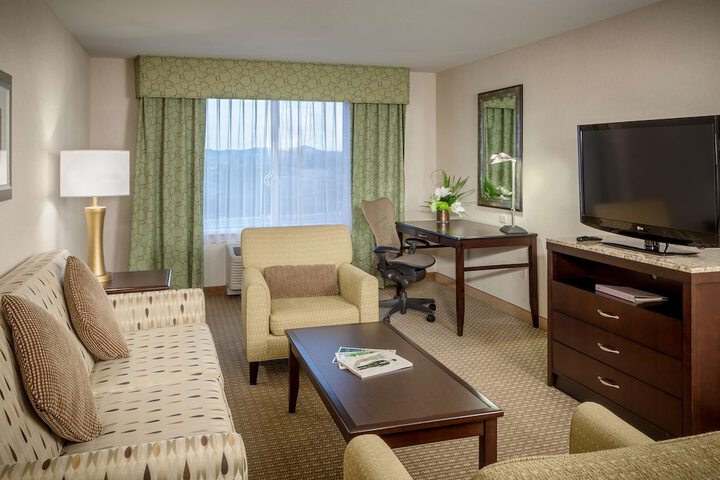 Room 16 of 25