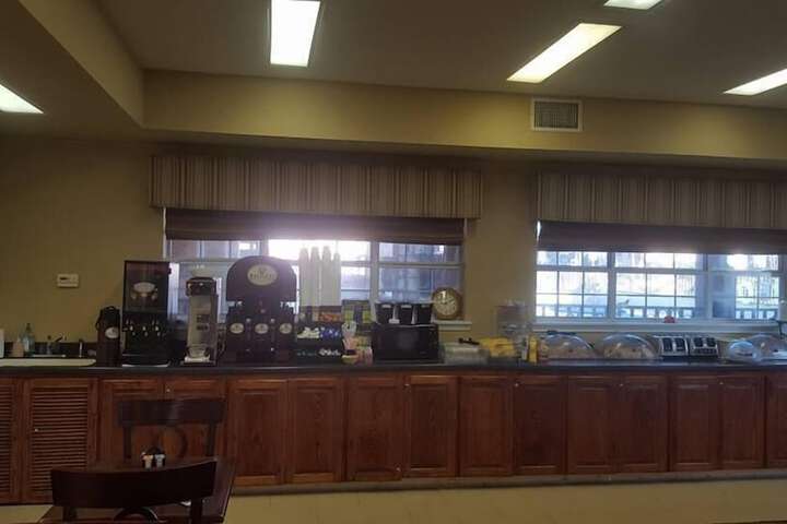 Breakfast area