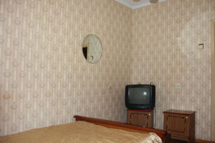 Room 49 of 68