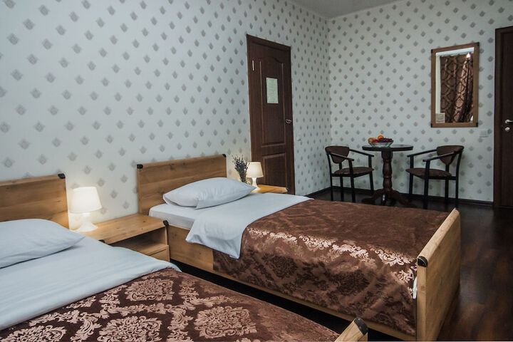 Room 33 of 67