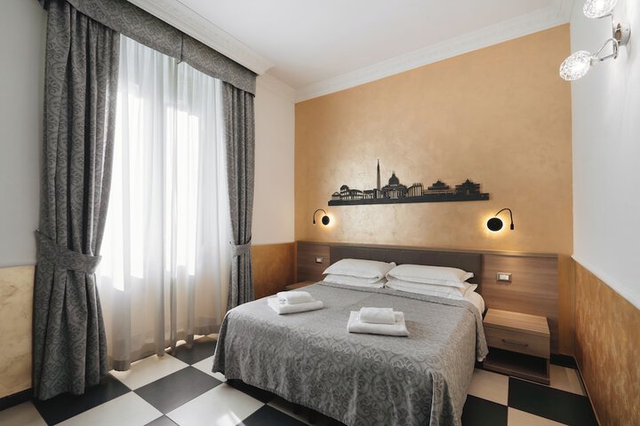 Room 29 of 180