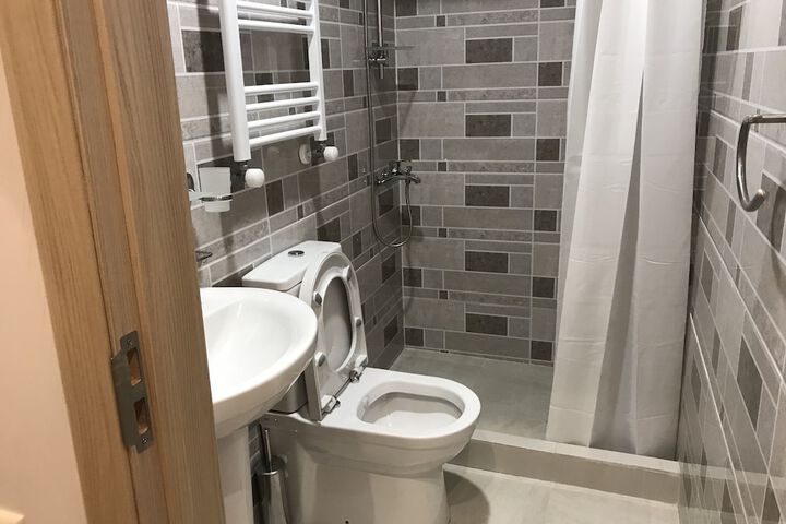 Room 57 of 72