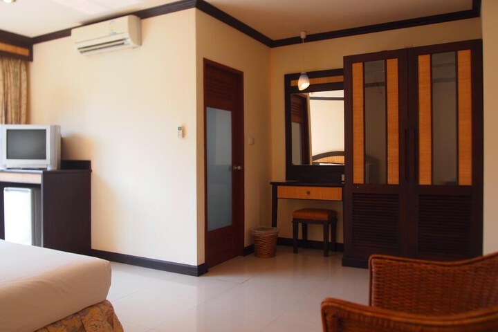 Room 7 of 31