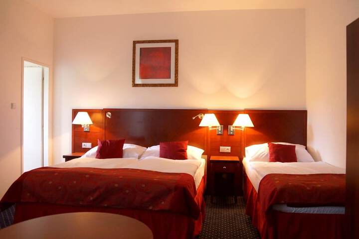 Room 7 of 55